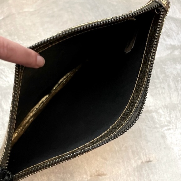 Marc Jacobs Metallic Leather Pouch - Gold - Picture 4 of 4